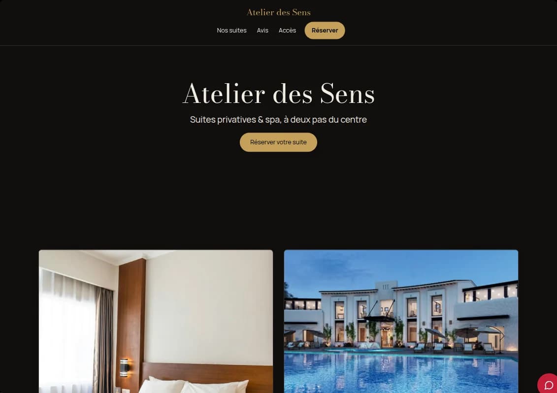 Le site d'exemple sous le modèle Grand soir : fond noir, nom de l'établissement en lettres dorées, grand titre en capitales blanches et bouton de réservation doré.