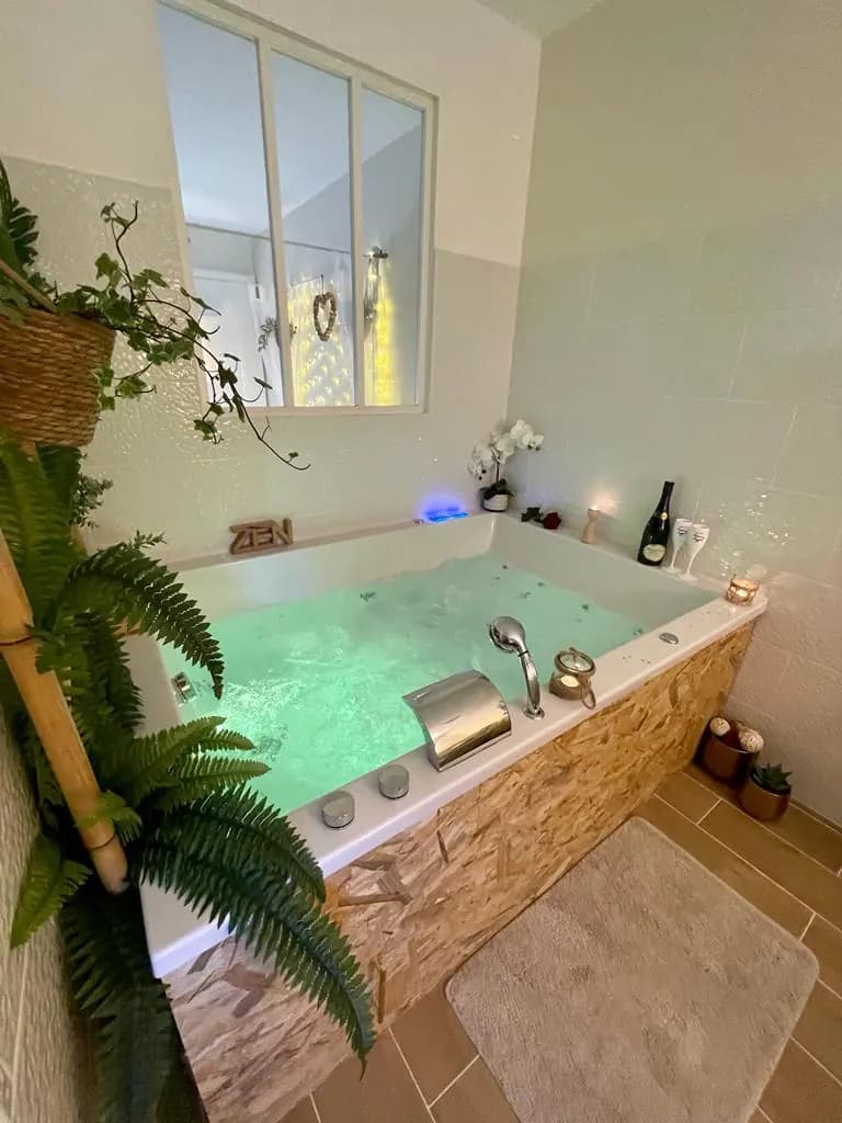 Lover's room Tropic