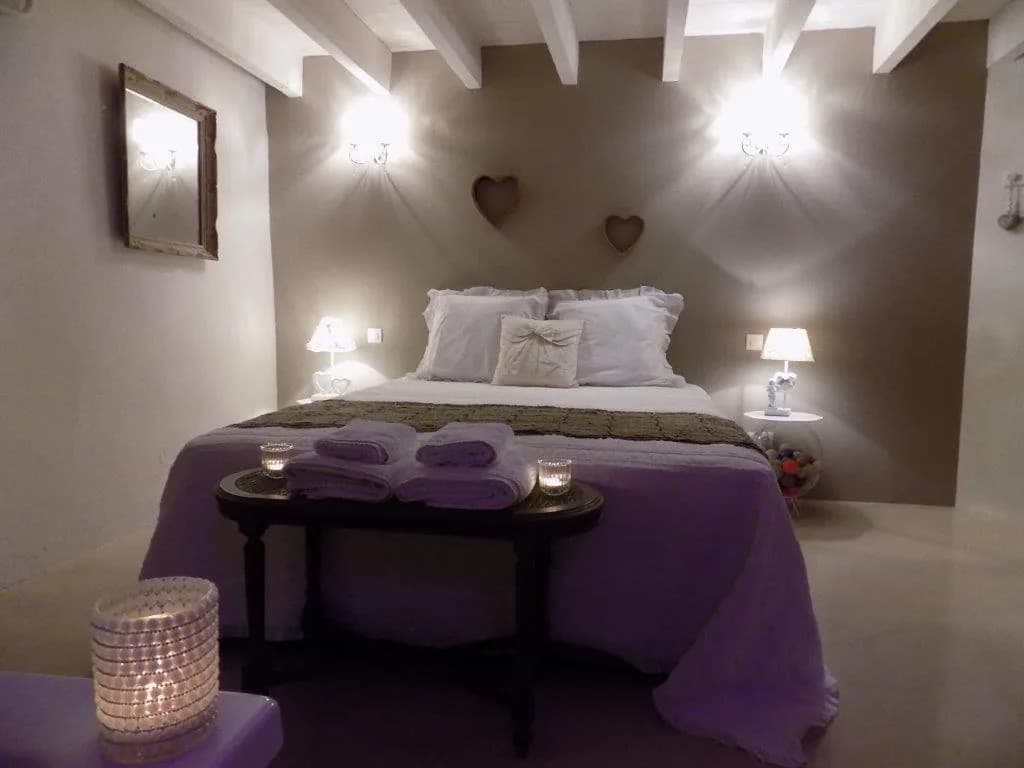 Love room avec jacuzzi - Charme au fil de l'eau · photo 1