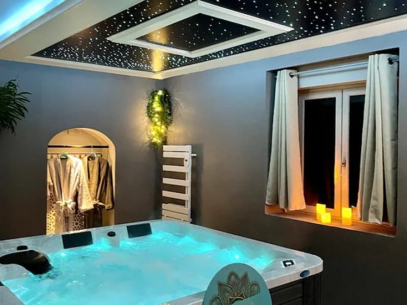 Love room avec jacuzzi - Mille et un Spa · photo 1