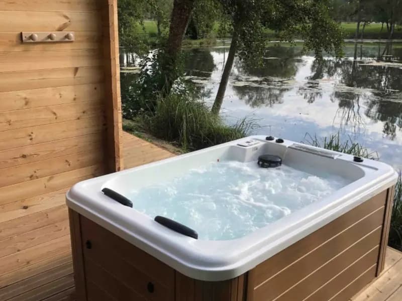 L'Etangs Palombiere - Le Chalet