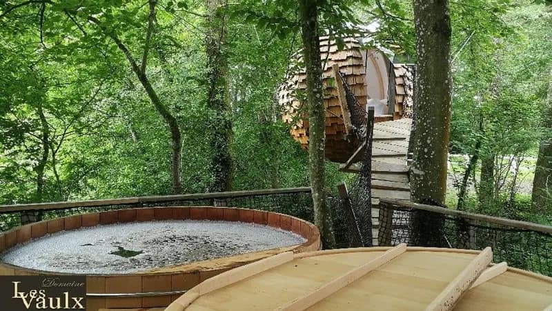 Domaine des Vaulx - Cabane Lov'nid spa