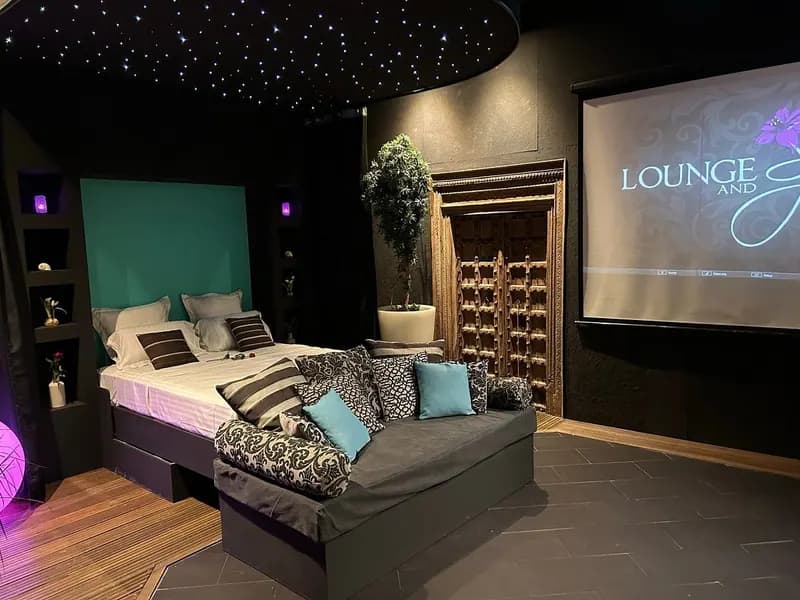 Lounge and Spa
