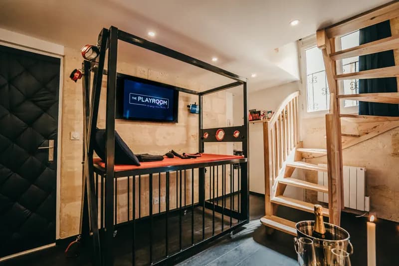 The Playroom : Love Room Bordeaux