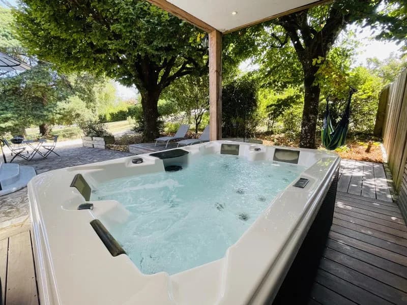 Suite dans les hauteurs - Maison Tournesol · photo 1