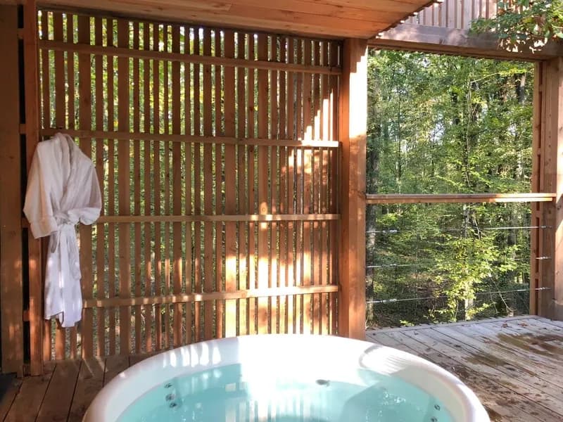 Loire Valley Lodge - Sixtie’s